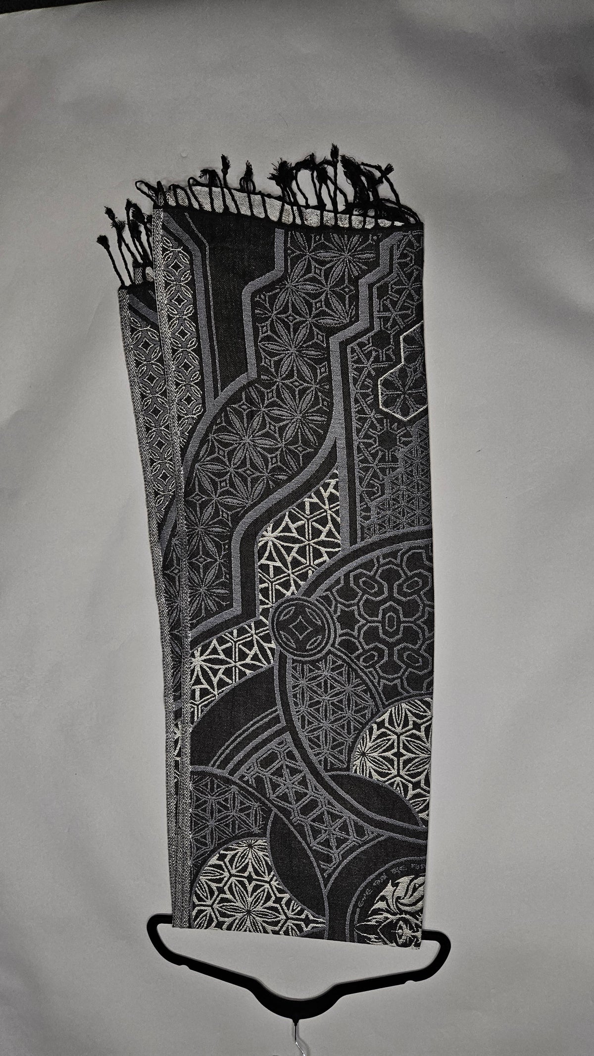 Geometry of Being Grey Shawl ✦ Warehouse Sale