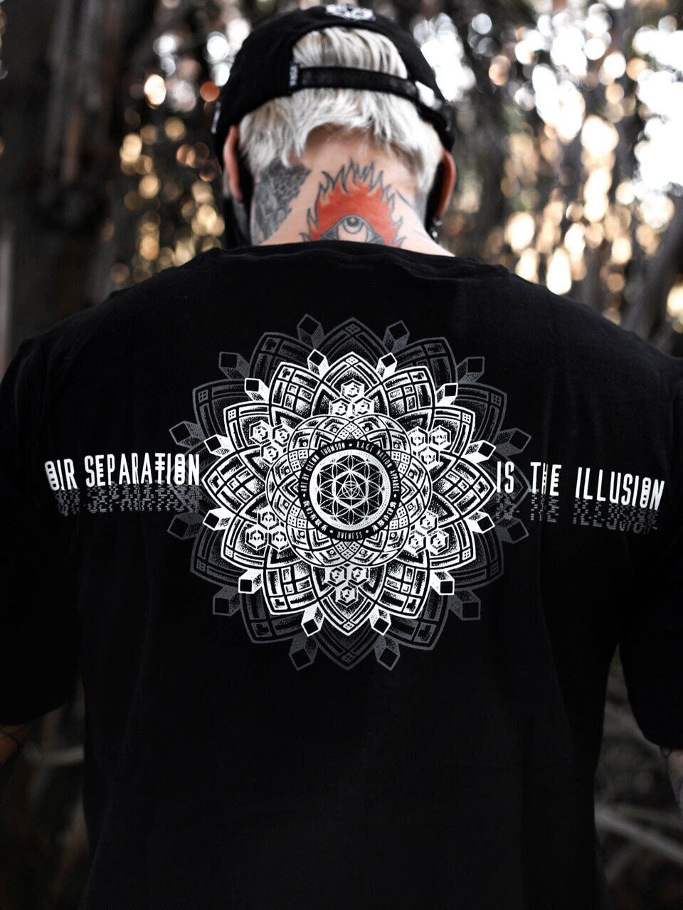 EXPERIENCING ONENESS • Droptail T-Shirt T-Shirt