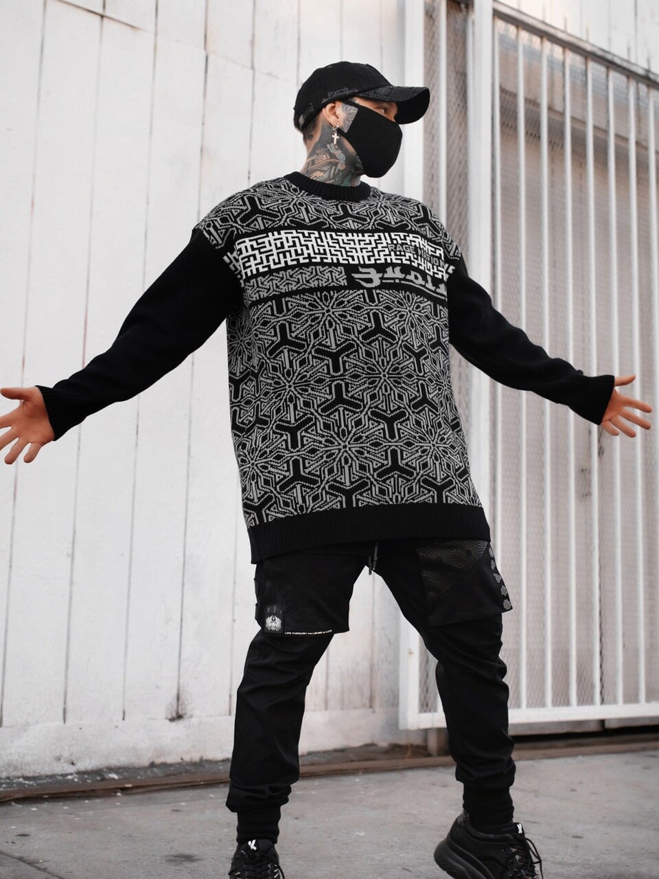 EVOLVE ✦ Knitted Sweater 001 Sweater