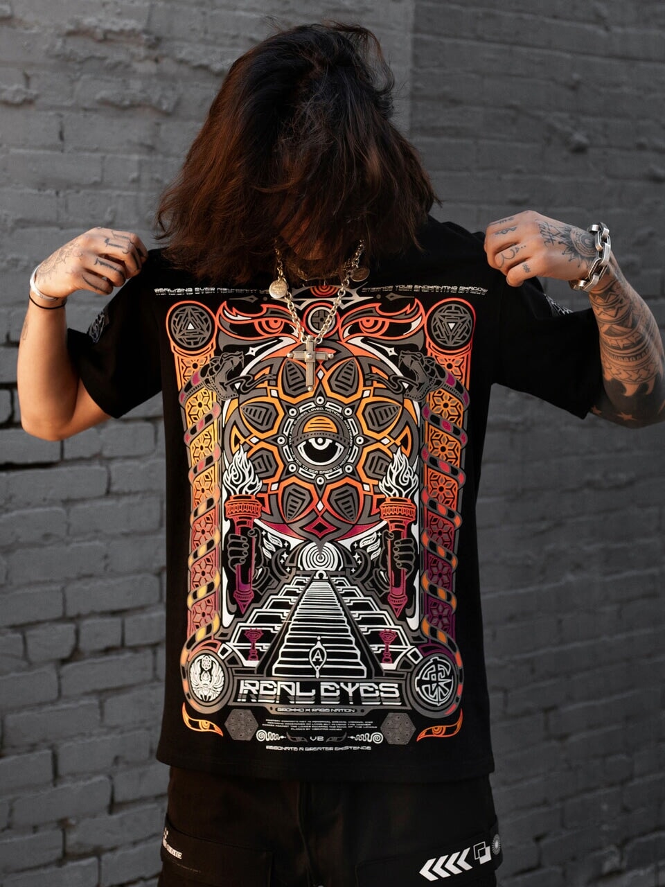 PRE-ORDER ✦ REAL EYES 2.0 ✦ Sunset Gradient ✦ Premium T-Shirt Coming Soon