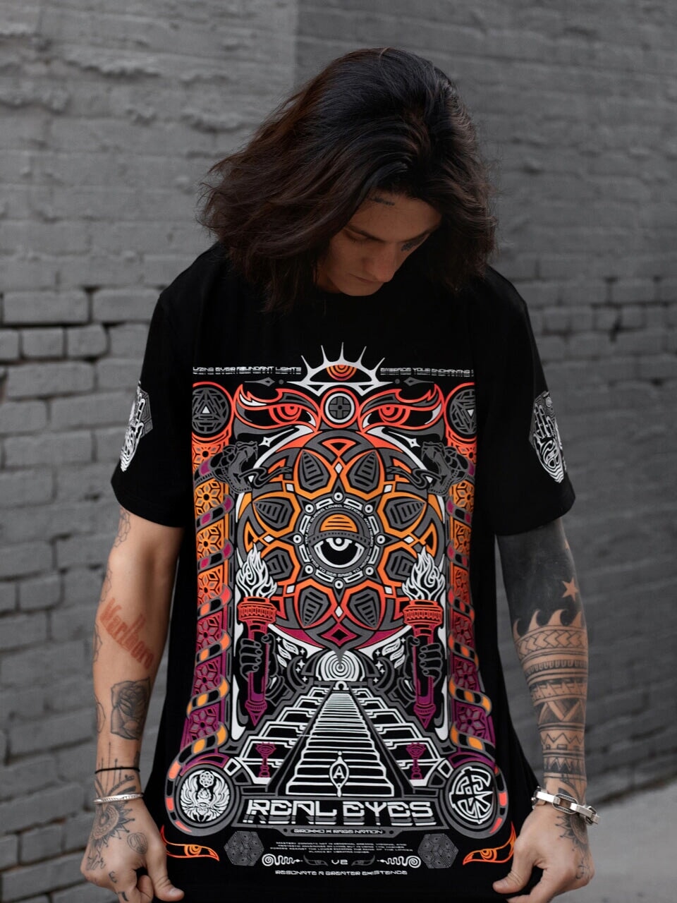 PRE-ORDER ✦ REAL EYES 2.0 ✦ Sunset Gradient ✦ Premium T-Shirt Coming Soon