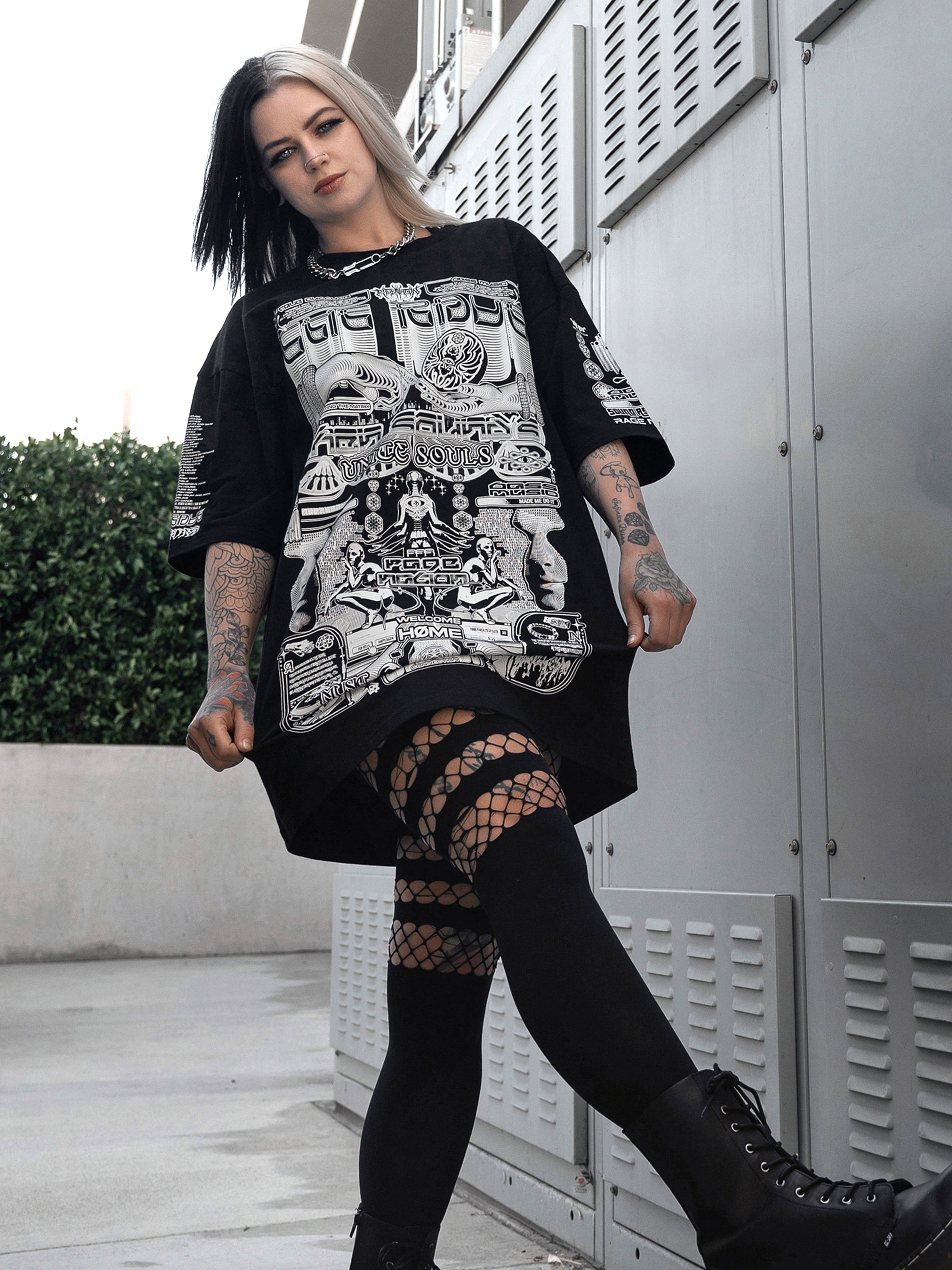 PRE-ORDER ✦ THE RAVE V2 ✦ We Should Leave Variant ✦ Premium T-Shirt Coming Soon