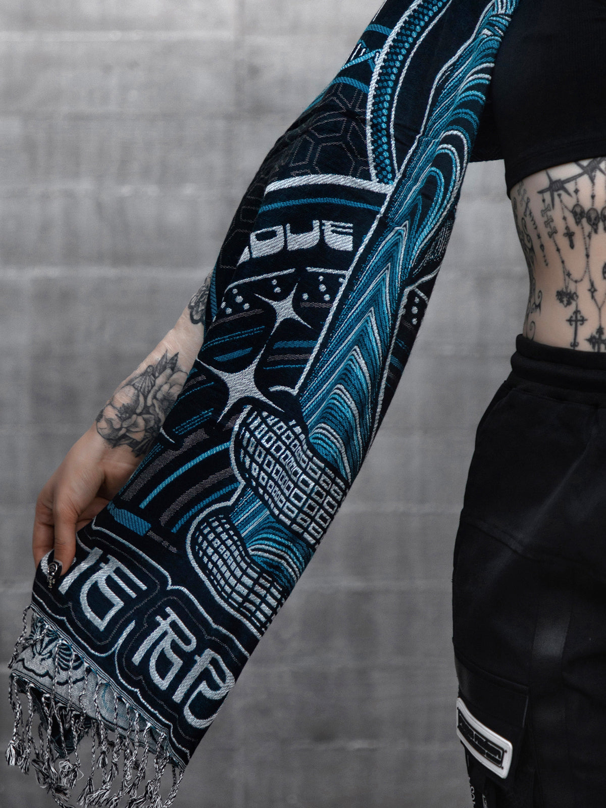 THE RAVE ✦ Electric Blue ✦ Double-Layered Shawl Shawls