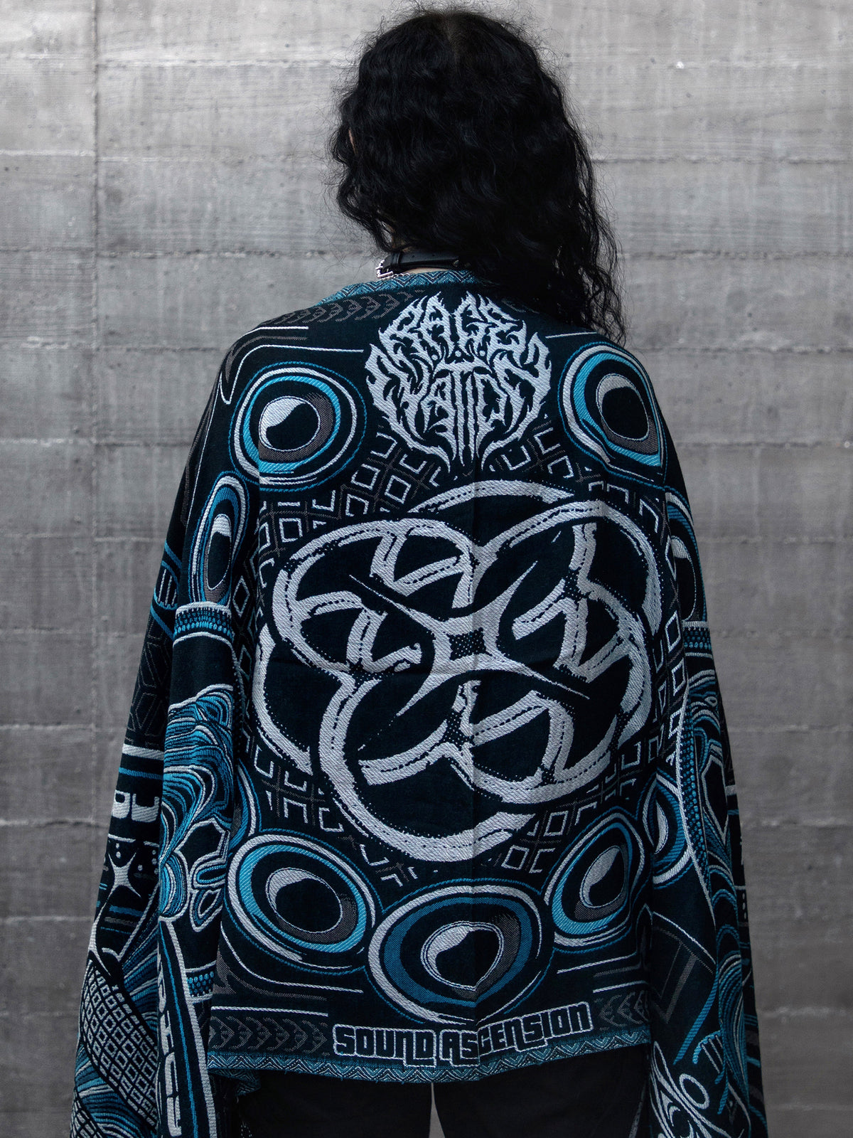 THE RAVE ✦ Electric Blue ✦ Double-Layered Shawl Shawls