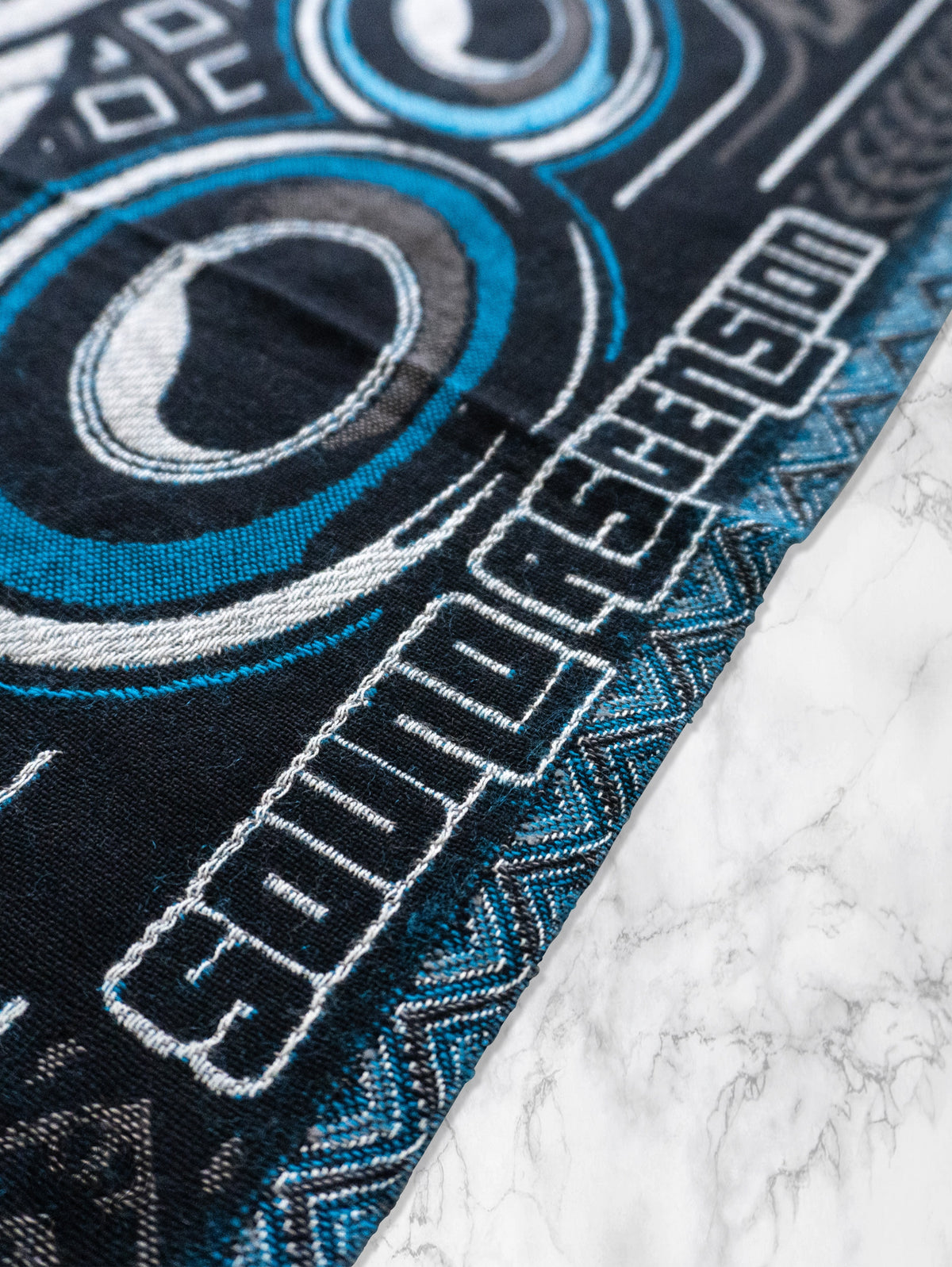 THE RAVE ✦ Black/Blue Double-Layered Shawl Shawls