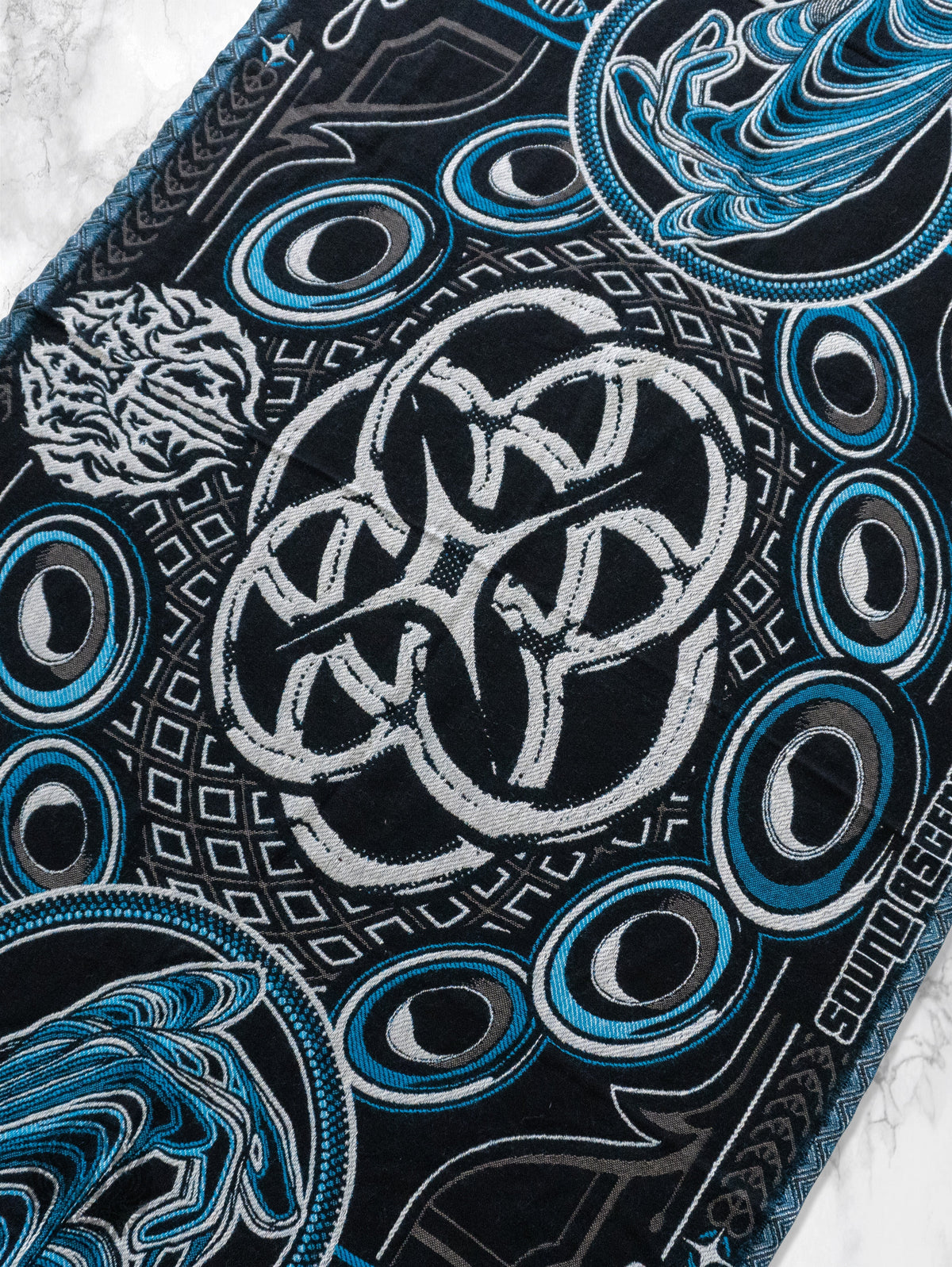THE RAVE ✦ Black/Blue Double-Layered Shawl Shawls