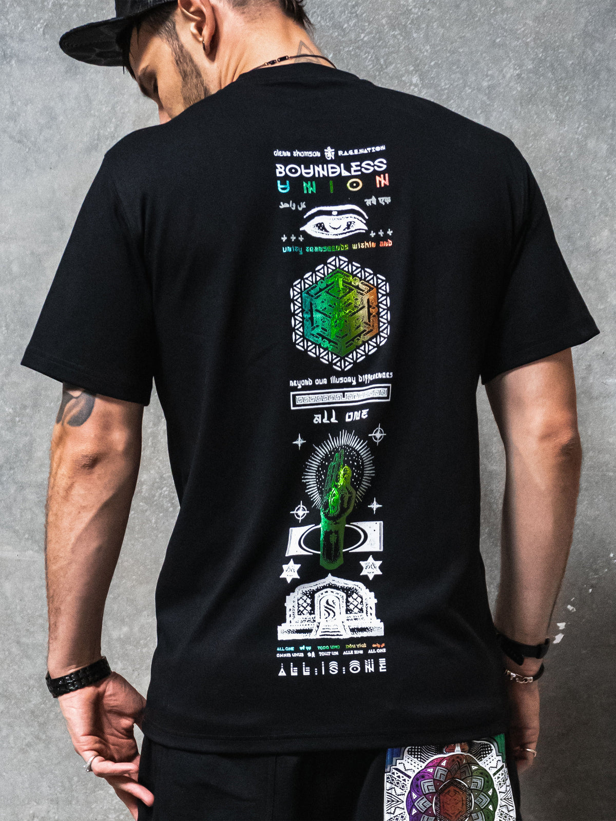 BOUNDLESS UNION V2 ✦ SPECTRUM ✦ Premium T-Shirt T-Shirt