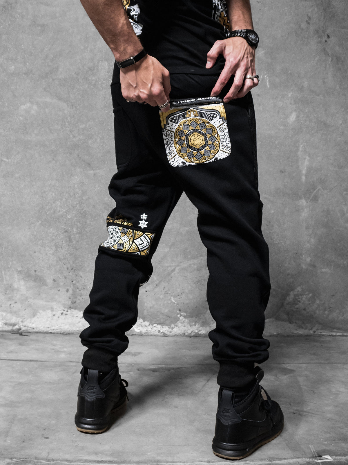 BOUNDLESS UNION ✦ GLENN THOMSON x RNA ✦ Hidden Pocket Unisex Joggers Joggers