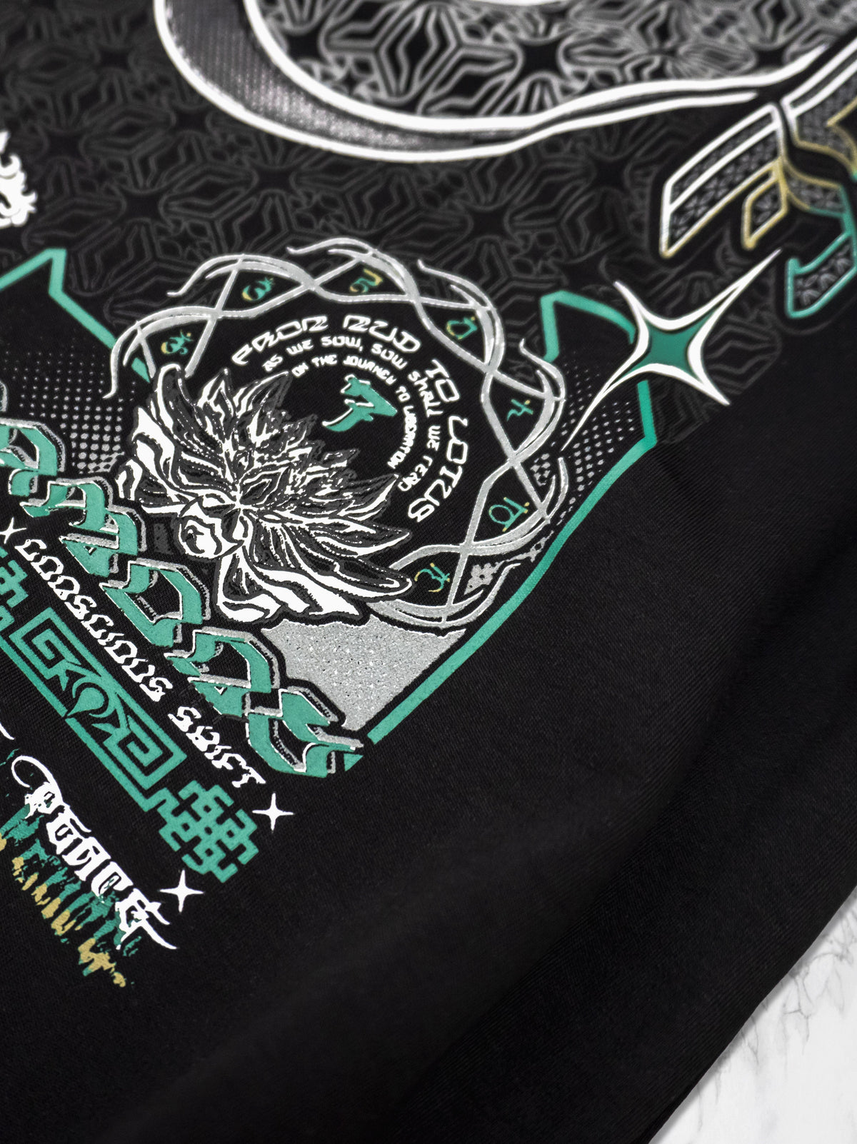 ENERGY FLOWS ✦ Premium T-shirt T-Shirt