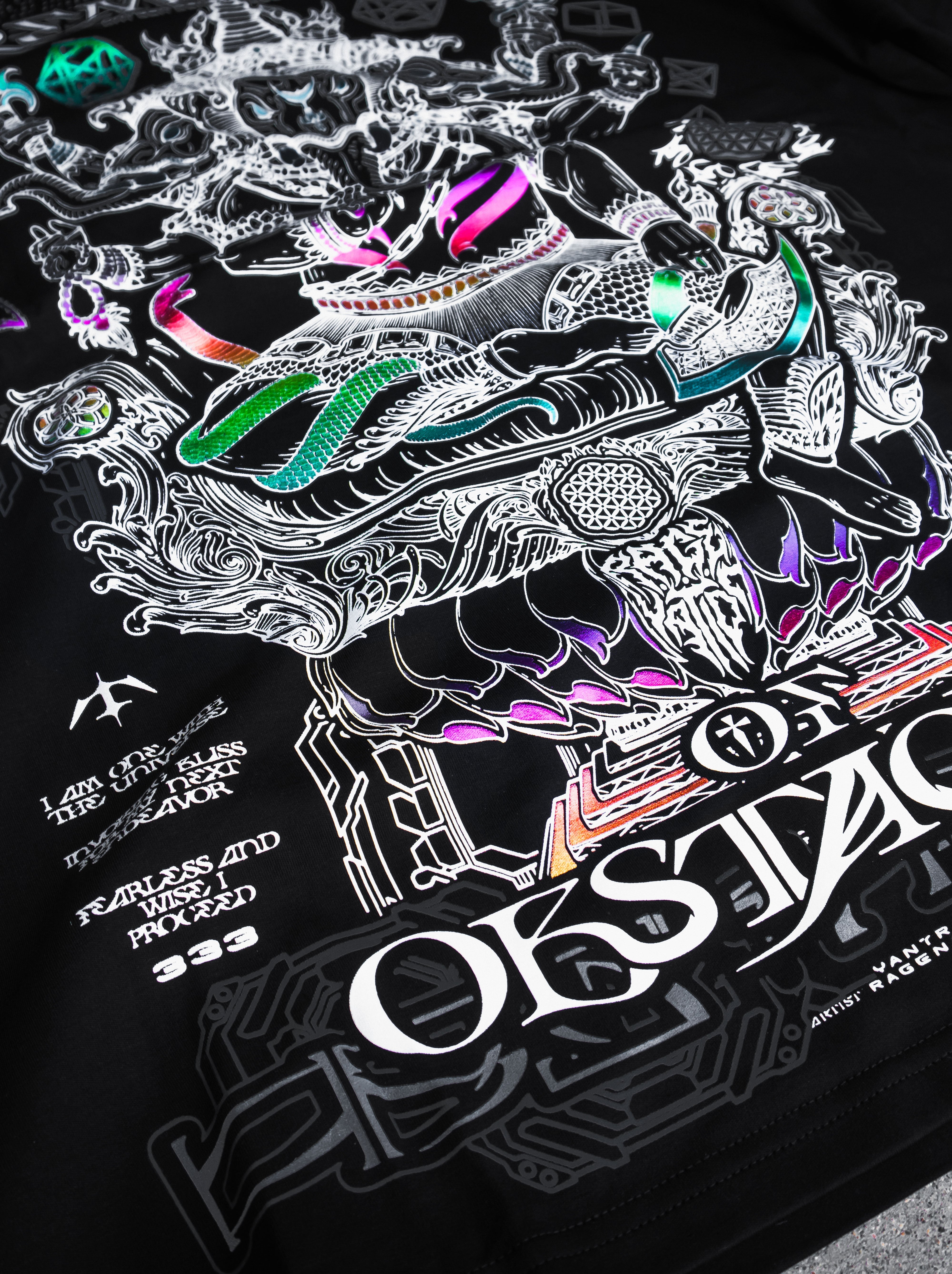 REMOVER OF OBSTACLES V2 ✦ SPECTRUM FOIL ✦ Oversized Premium T-shirt T-Shirt