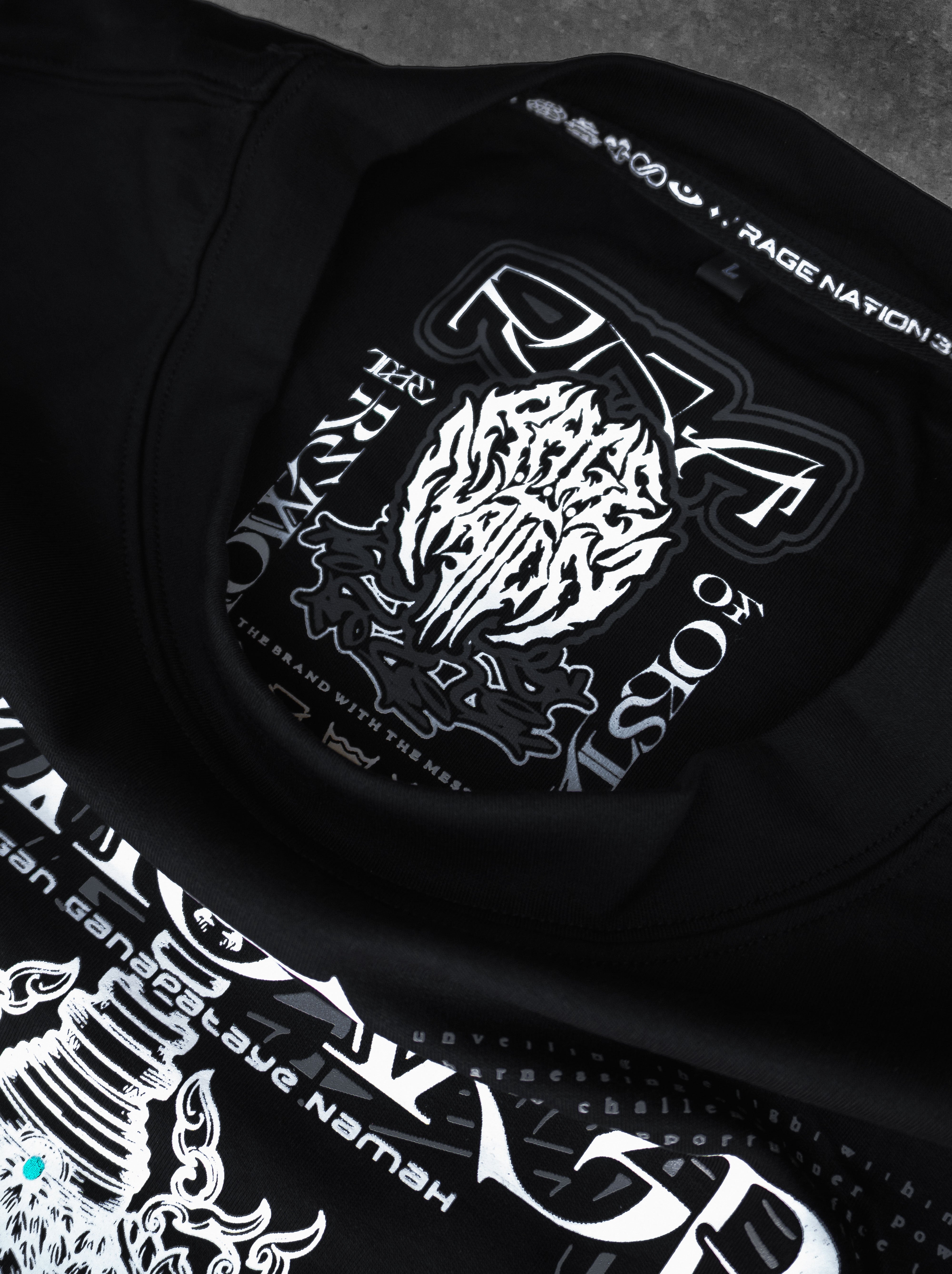 REMOVER OF OBSTACLES V2 ✦ SPECTRUM FOIL ✦ Oversized Premium T-shirt T-Shirt