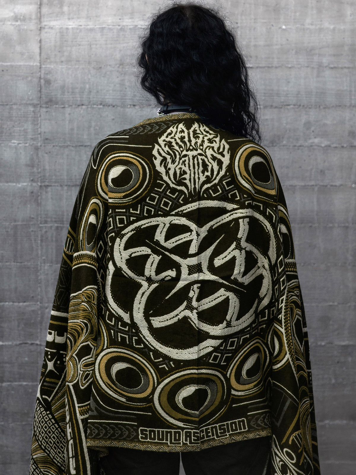 NEW DROP ✦ THE RAVE ✦ Black/Gold Double-Layered Shawl Shawls