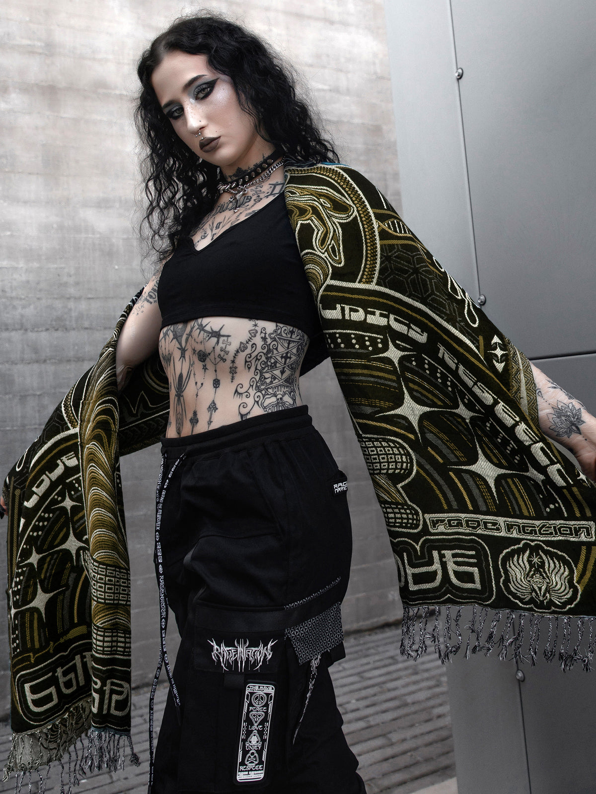 NEW DROP ✦ THE RAVE ✦ Black/Gold Double-Layered Shawl Shawls