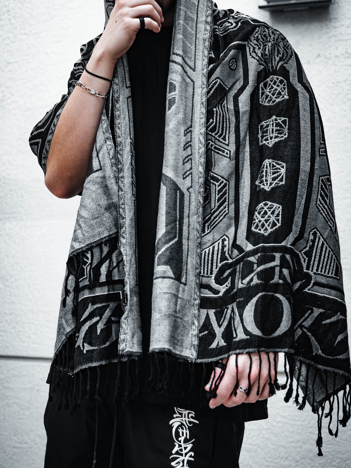 REMOVER OF OBSTACLES ✦ PLATINUM ✦ Festival Shawl Shawls