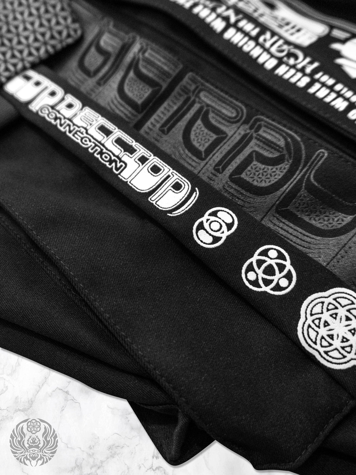 THE RAVE V1 ✦ Tactical Pants w/ interchangeable patch Tacticals