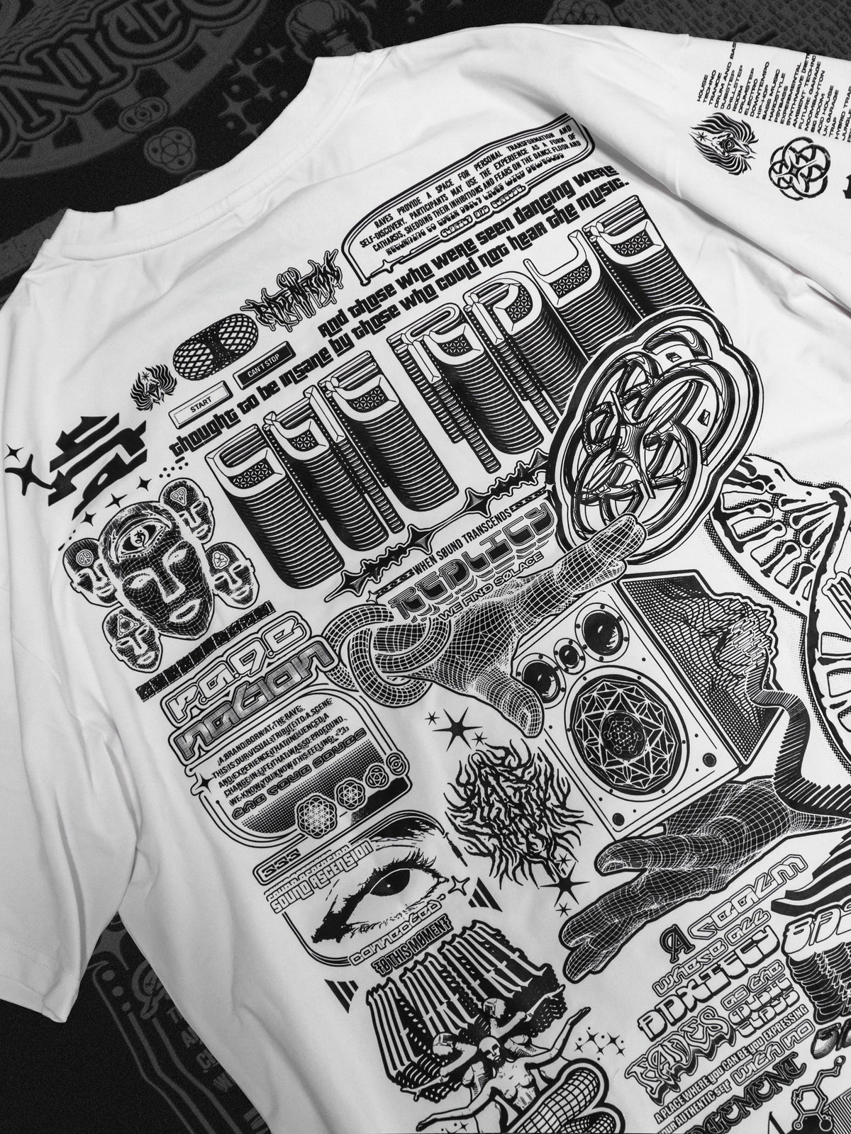 THE RAVE V1 ✦ Sun's Up Variant ✦ Premium T-Shirt T-Shirt