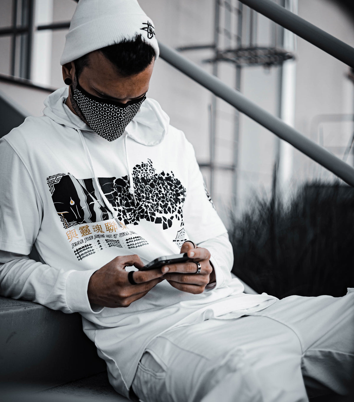 MIND OF 1000 LIMBS V2 • SUMMONS x RNA • Droptail T-shirt T-Shirt