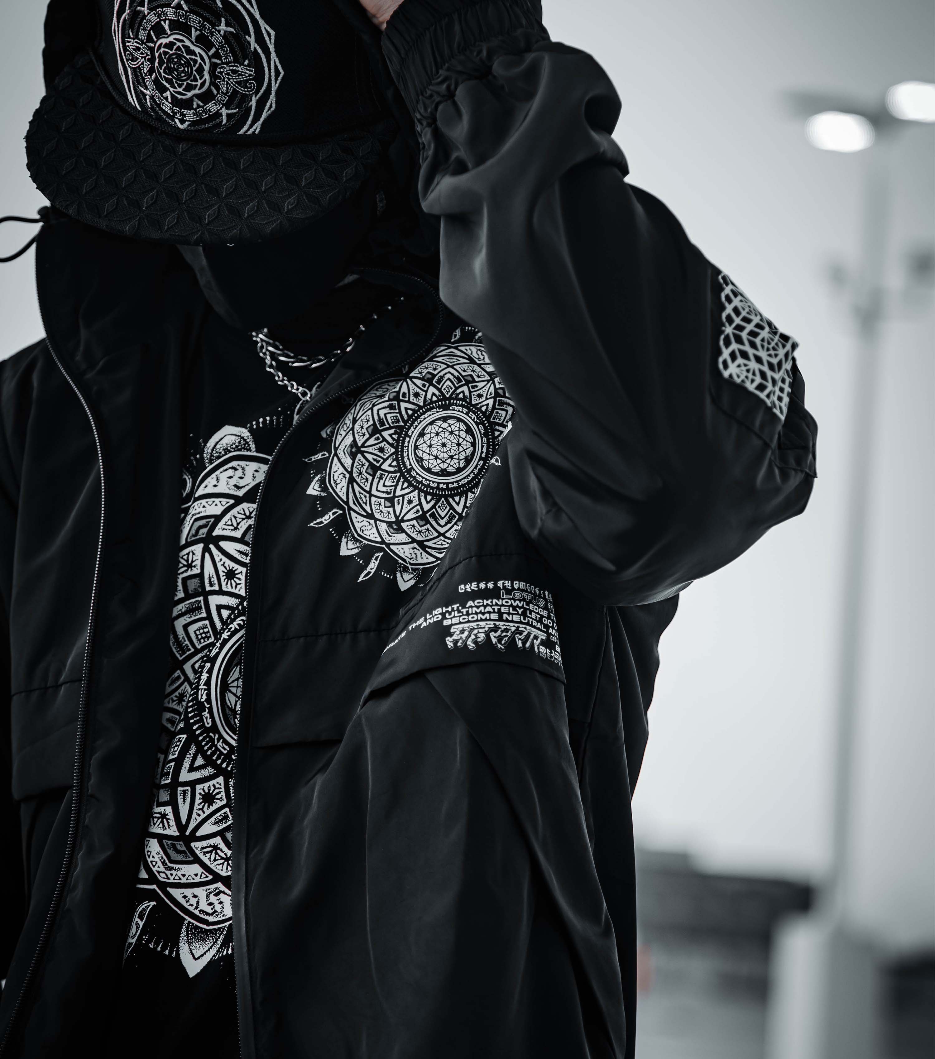 LOTUS THRONE • GLENN THOMSON COLLAB • Waterproof Zip-Up Windbreaker Windbreaker