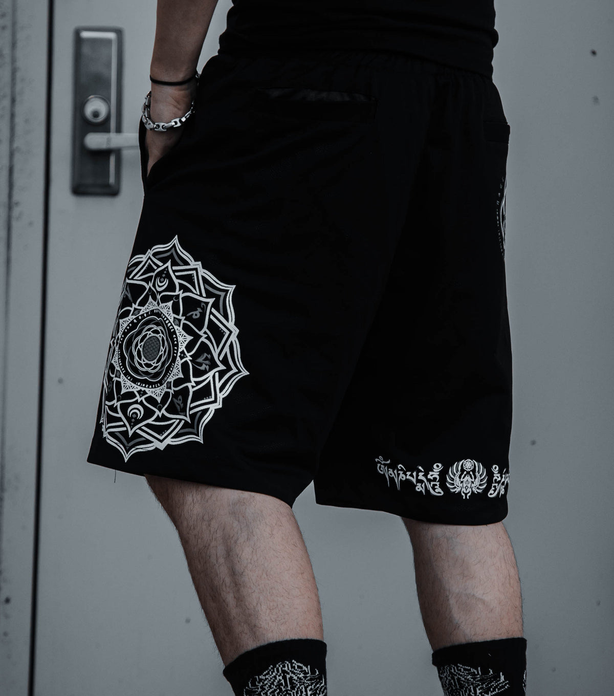 MANTRA V1 • Black/Silver • Reversible Activewear Shorts Shorts