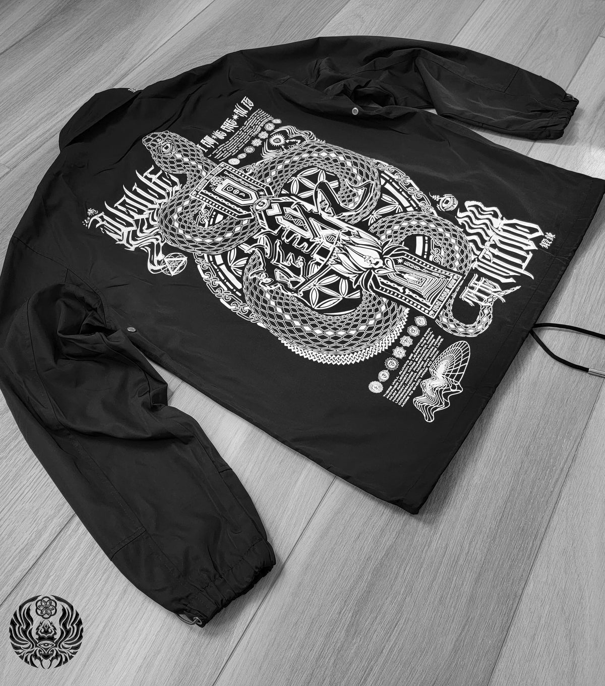 EVOLVE THE MIND • Waterproof Button-Up Windbreaker Jacket