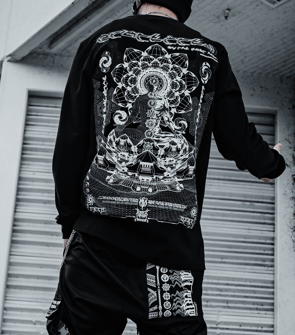 FIND BALANCE • MUNKIE STRIKE x RAGE NATION Collab • Long Sleeve Long Sleeve
