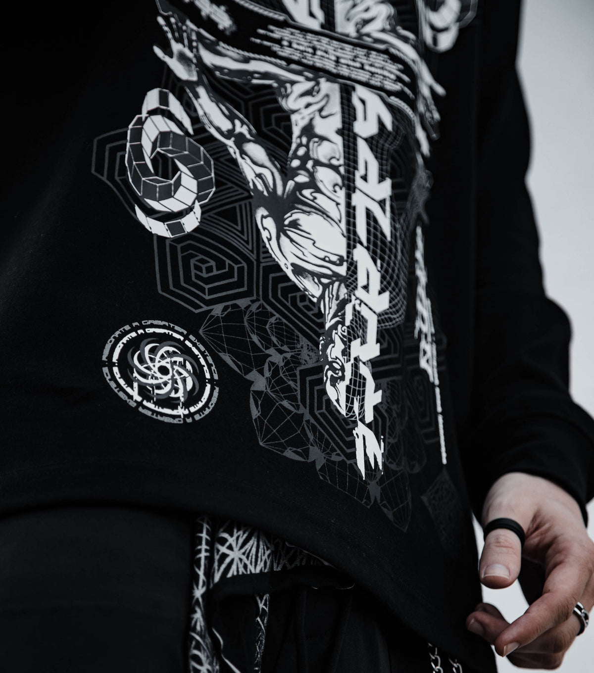 FIND BALANCE • MUNKIE STRIKE x RAGE NATION Collab • Long Sleeve Long Sleeve