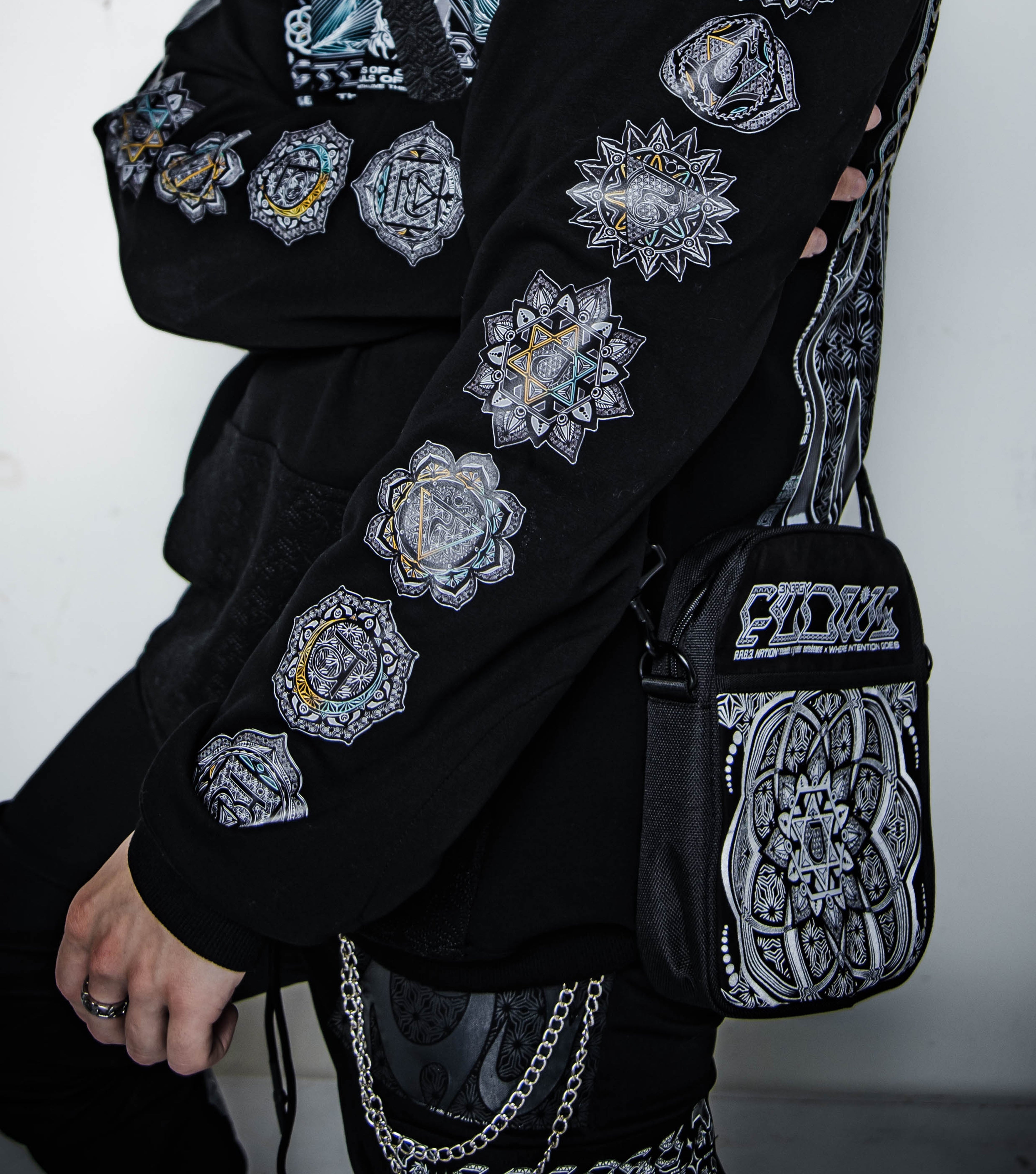 HARMONY HEALS • Double-Sided XL Shoulder Bag w/ Suede Accents Shoulder Bag