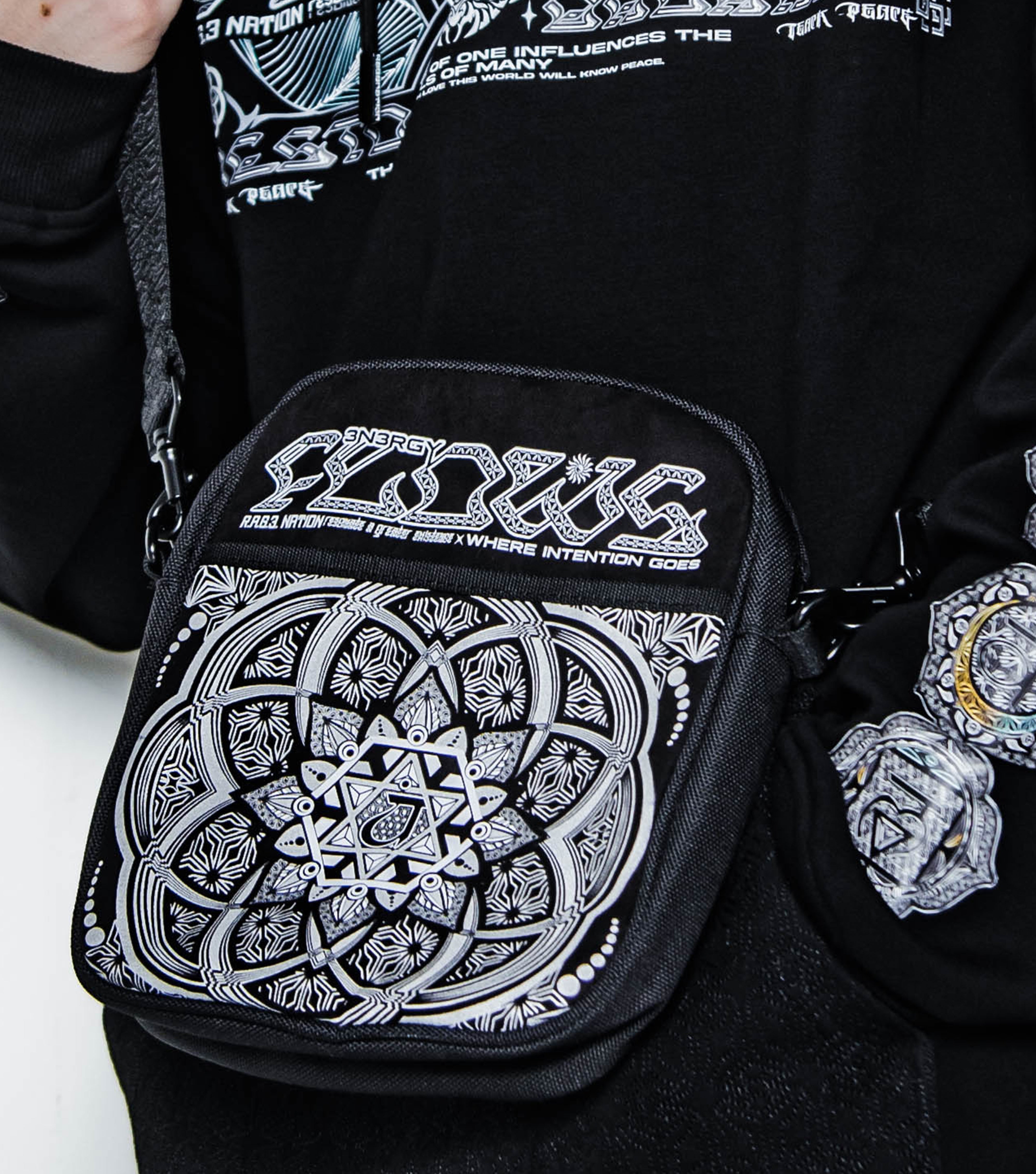 HARMONY HEALS • Double-Sided XL Shoulder Bag w/ Suede Accents Shoulder Bag