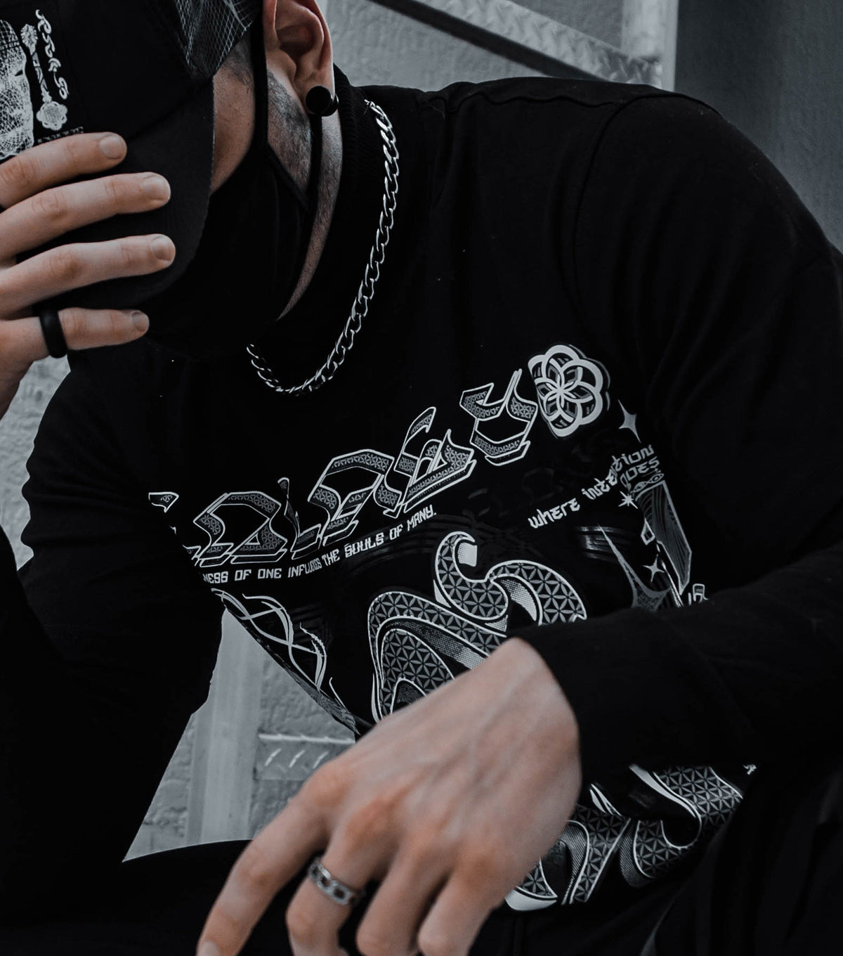 HARMONY HEALS • GRAYSCALE • Luxury Fabric T-Shirt T-Shirt