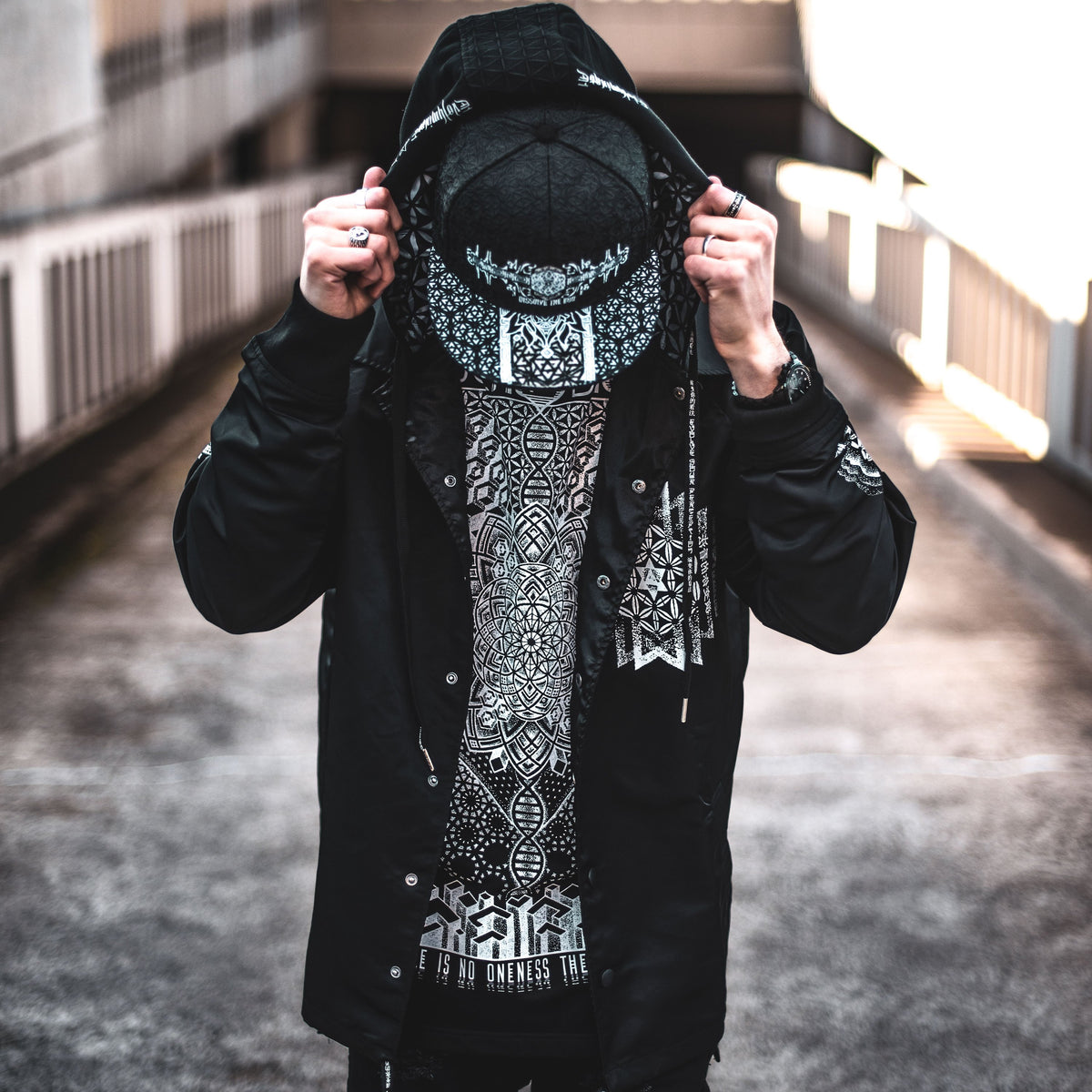 EXPERIENCING ONENESS • Droptail T-Shirt Apparel
