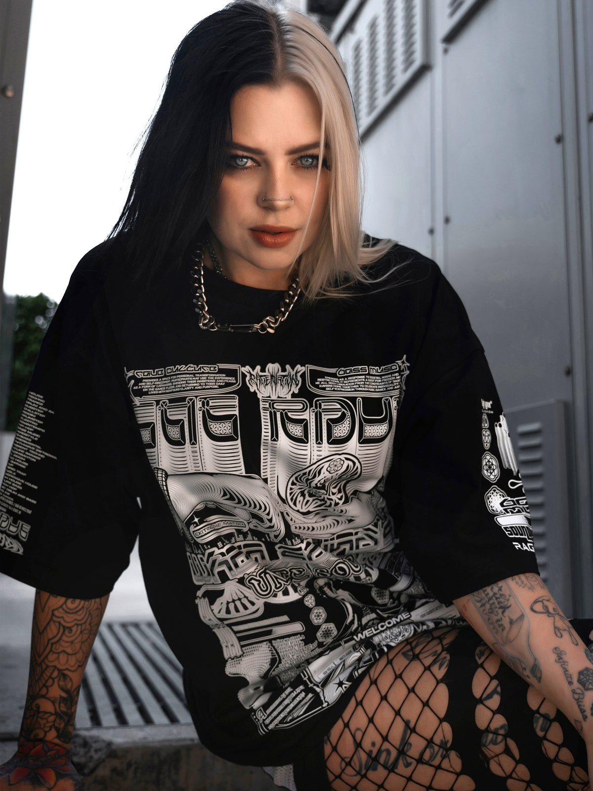PRE-ORDER ✦ THE RAVE V2 ✦ We Should Leave Variant ✦ Premium T-Shirt Coming Soon 