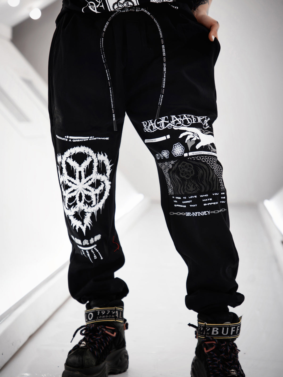 SEEDS OF LIGHT ✦ Joggers w/ Hidden Pocket Joggers 