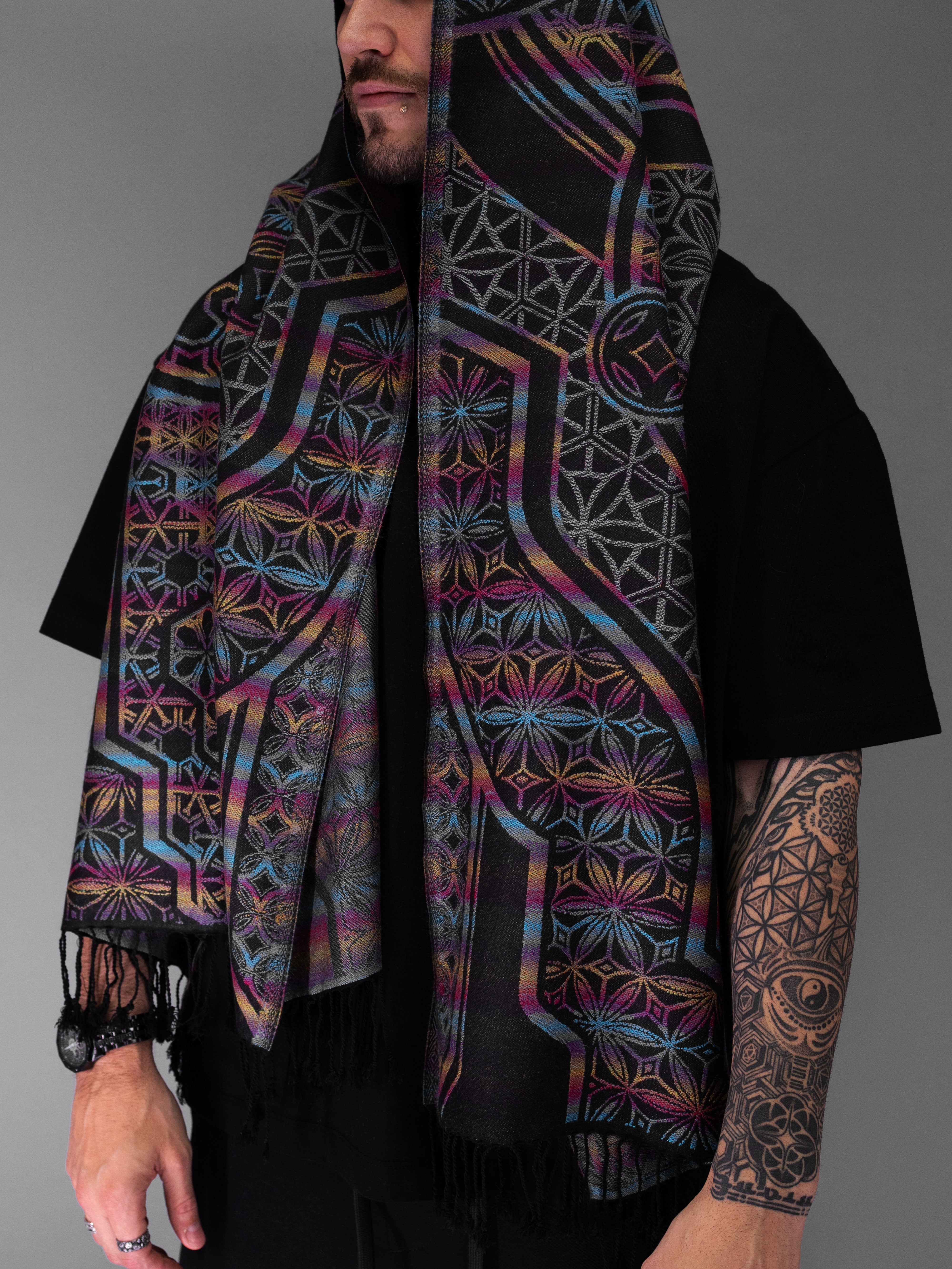 GEOMETRY OF BEING ✦ Blue Gradient ✦ Festival Shawl ✦ SHIPS 12/5 Shawls 