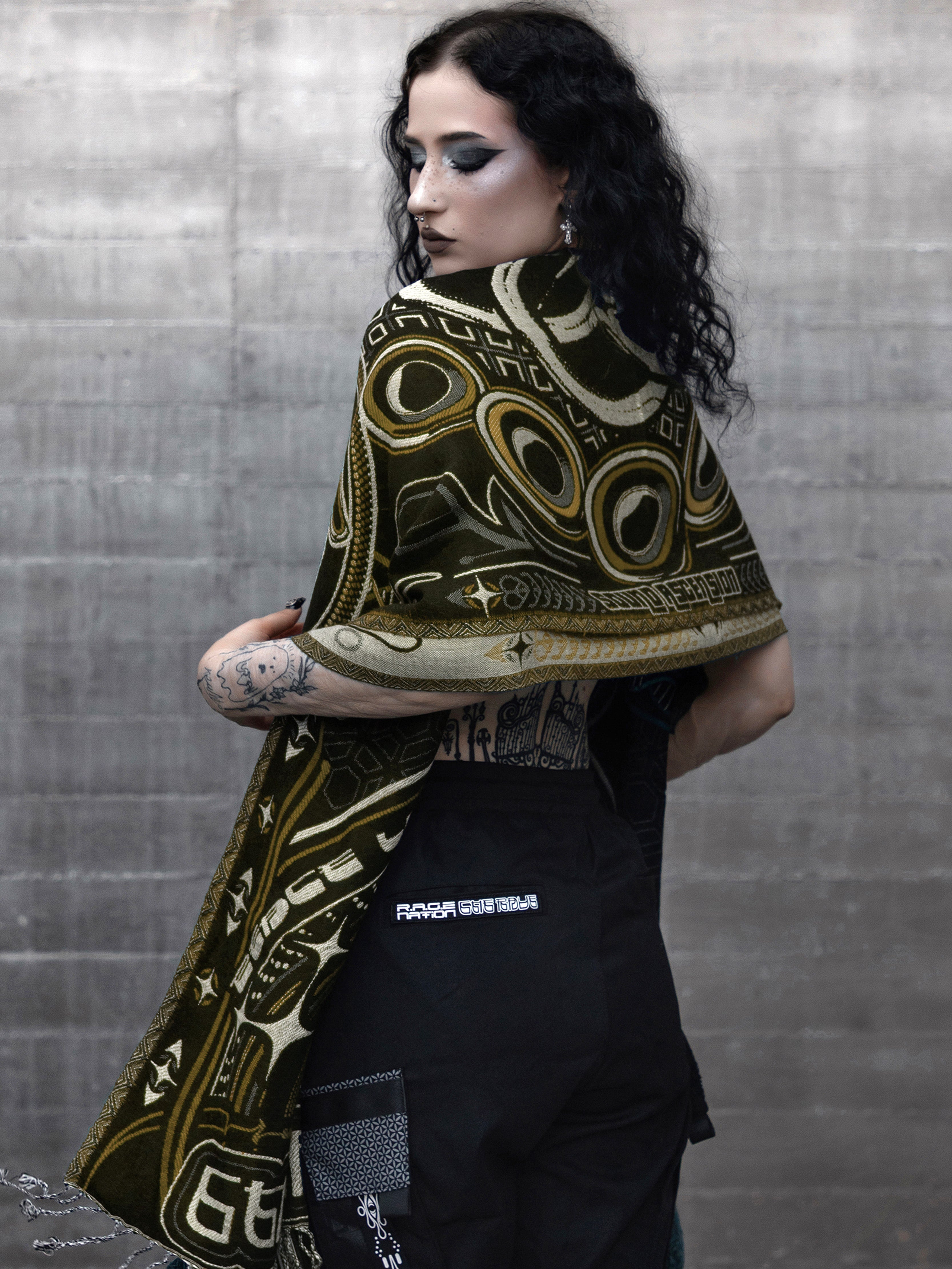 NEW DROP ✦ THE RAVE ✦ Black/Gold Double-Layered Shawl Shawls 