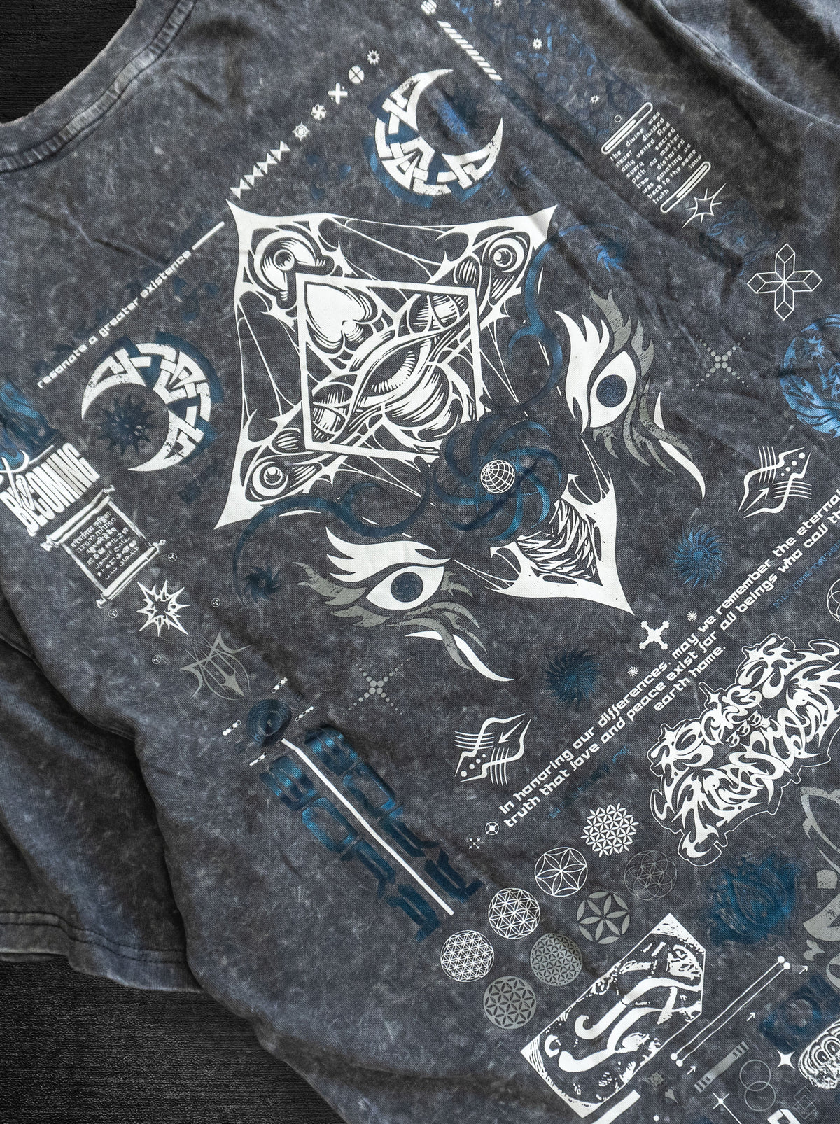 KEYS TO BECOMING ✦ Purple Iridescent + Reflective Ink ✦ Oversized Acidwash T-shirt T-Shirt 