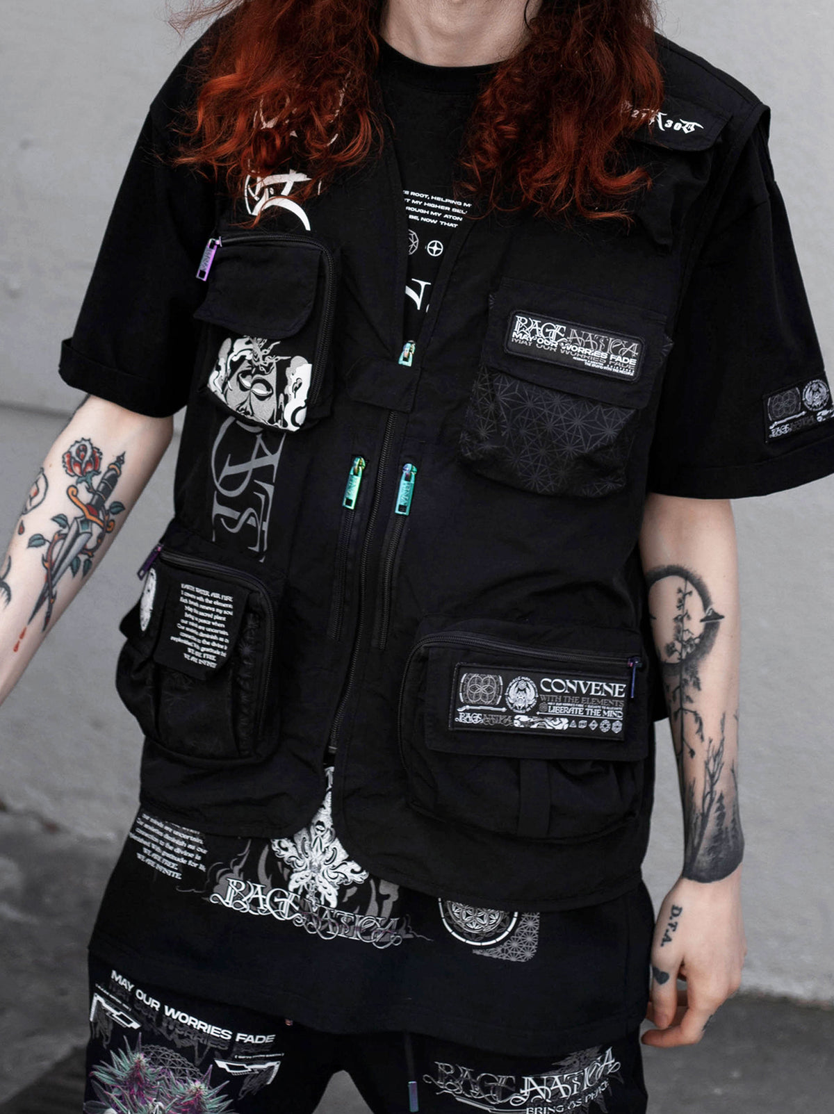 PRE-ORDER ✦ CONVENE WITH THE ELEMENTS ✦ TACTICAL VEST 002 Vest 