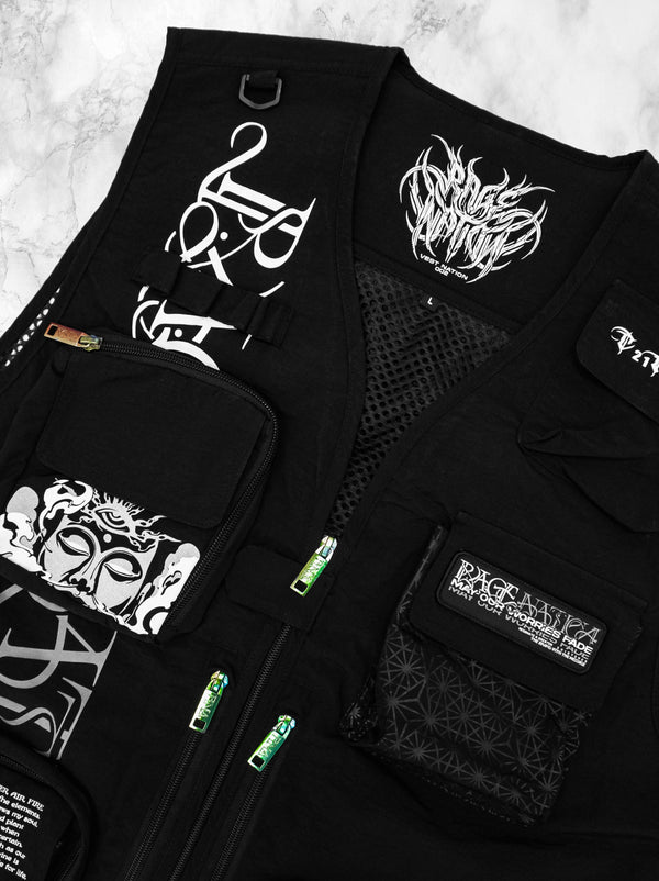 CONVENE WITH THE ELEMENTS ✦ TACTICAL VEST 002 Vest 