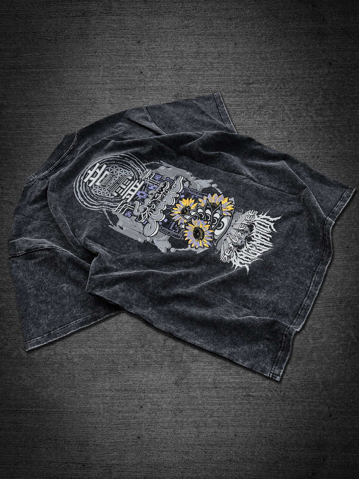 SOUND HEALS acid wash distressed ✦ T-Shirt T-Shirt 