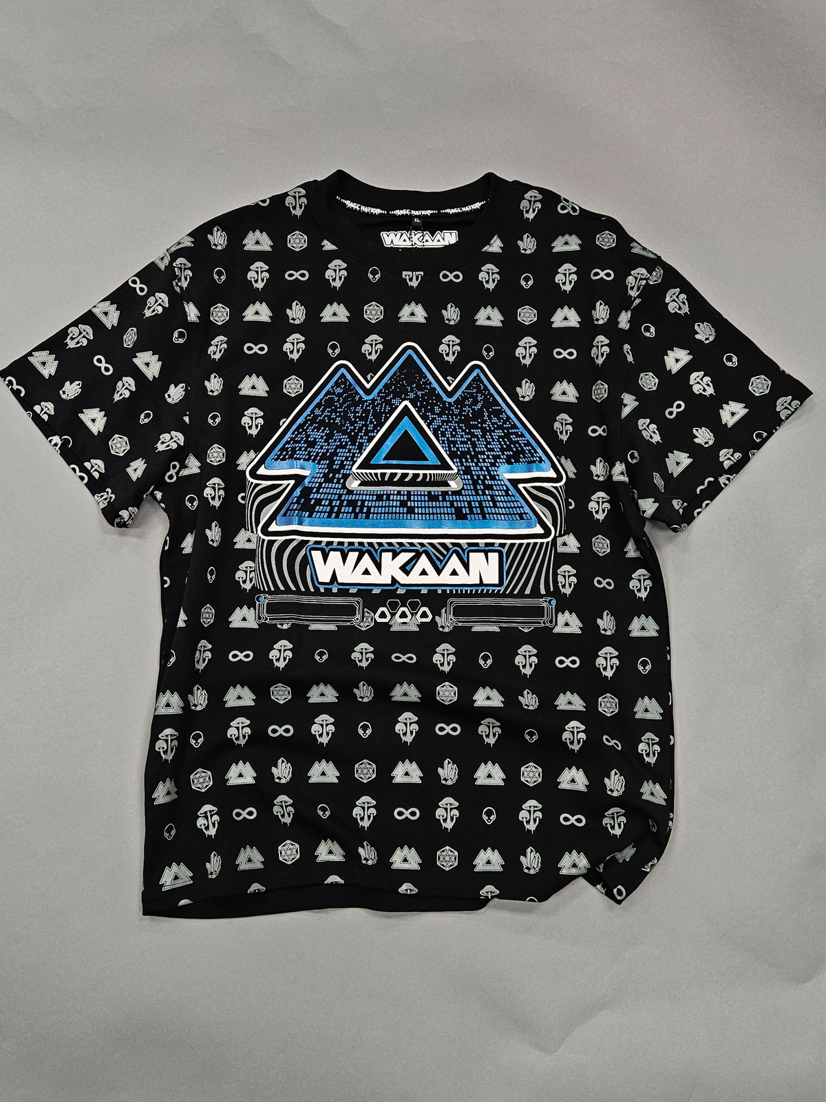 Wakaan Premium Tee ✦ :: WAREHOUSE LIQUIDATION 