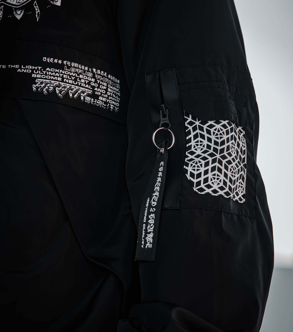 LOTUS THRONE • GLENN THOMSON COLLAB • Waterproof Zip-Up Windbreaker Windbreaker 