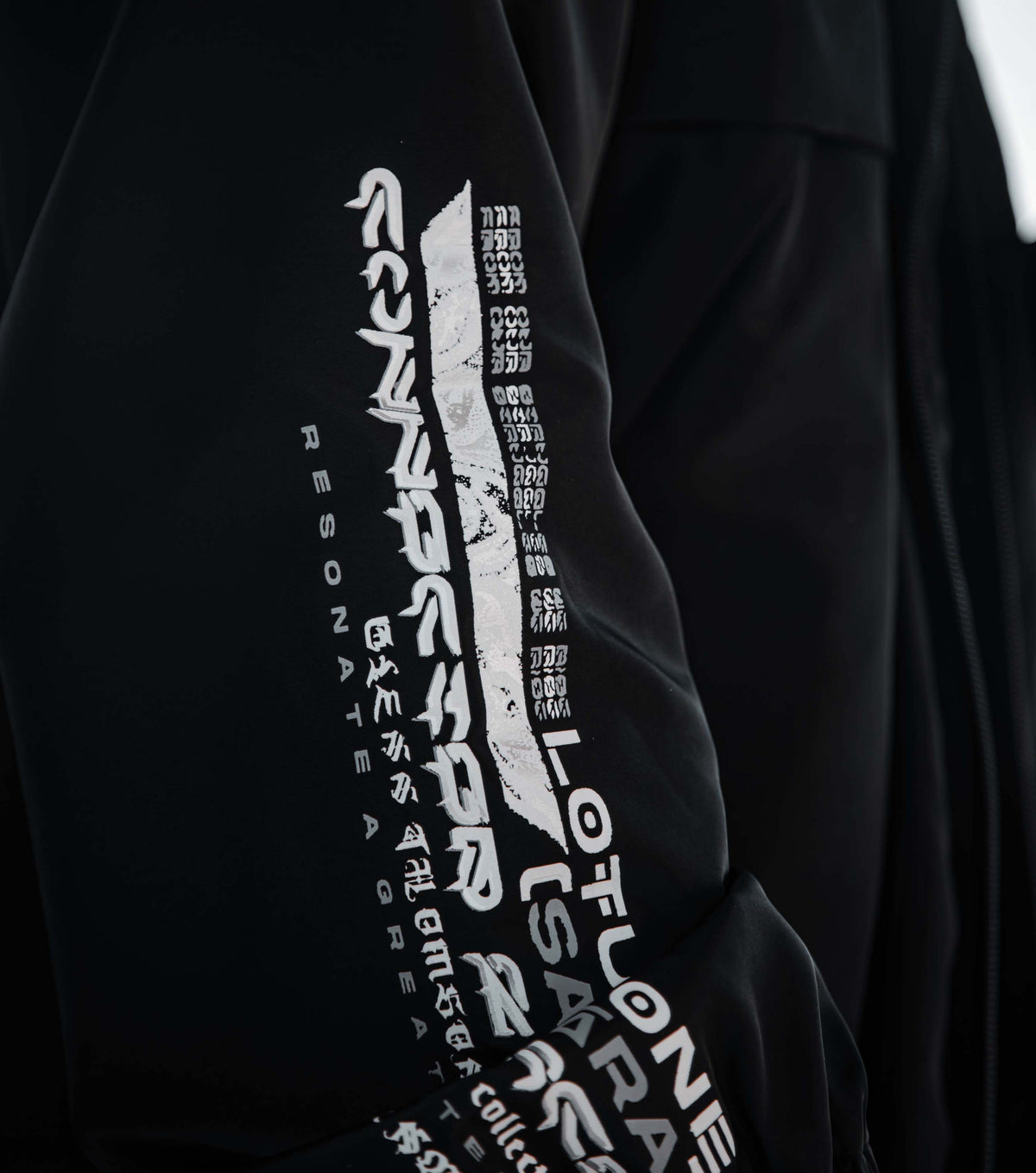 LOTUS THRONE • GLENN THOMSON COLLAB • Waterproof Zip-Up Windbreaker Windbreaker 