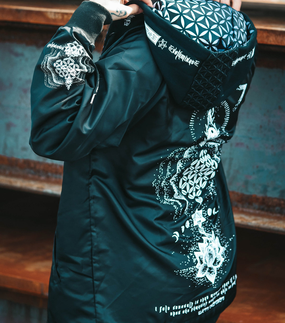 BACK IN STOCK • EVOLUMINATE • All-Season Hooded Windbreaker Jacket Jacket 