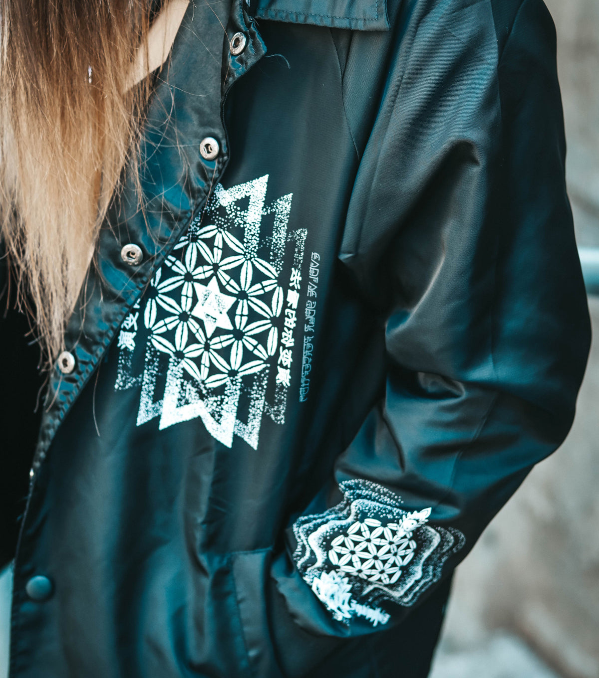 BACK IN STOCK • EVOLUMINATE • All-Season Hooded Windbreaker Jacket Jacket 