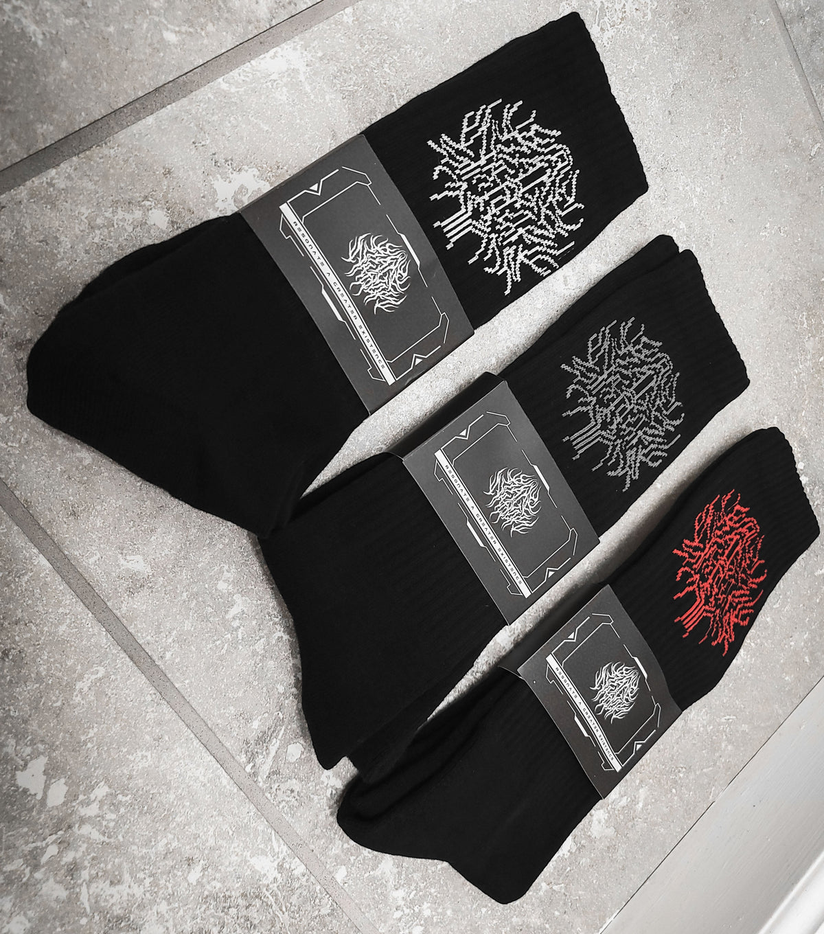 CRYPTIC • Logo Socks [White/Black] Socks 