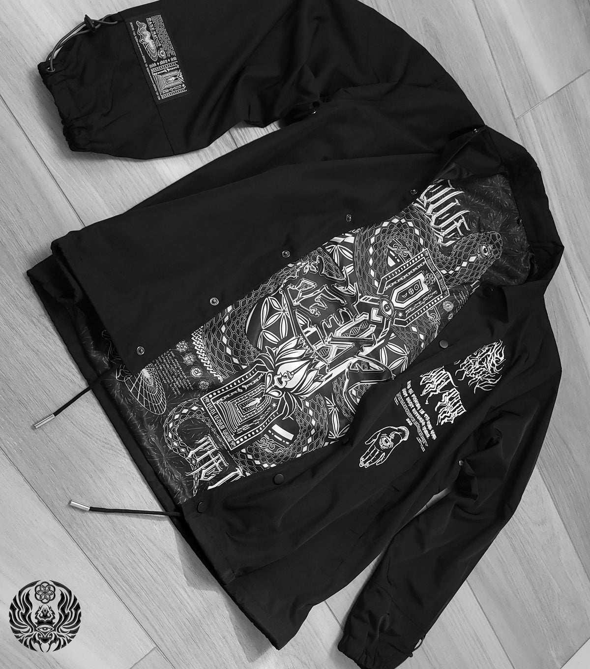 EVOLVE THE MIND • Waterproof Button-Up Windbreaker Jacket 