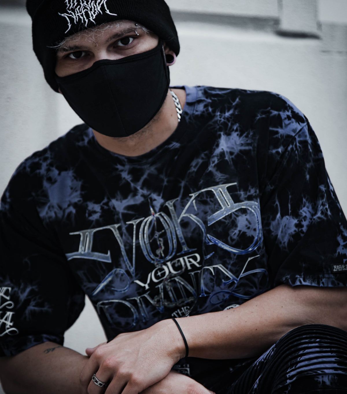 RECONNECT WITH SOURCE ✦ YANTRART x RAGE NATION ✦ Premium T-Shirt T-Shirt 